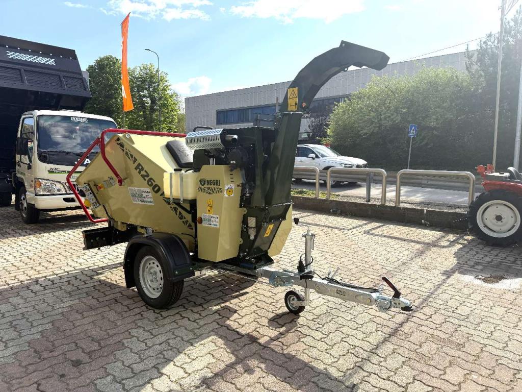 Negri R 260 - CARRELLATO STRADALE - MOTORE KUBOTA - CATENARIA DENTATA Foto 6