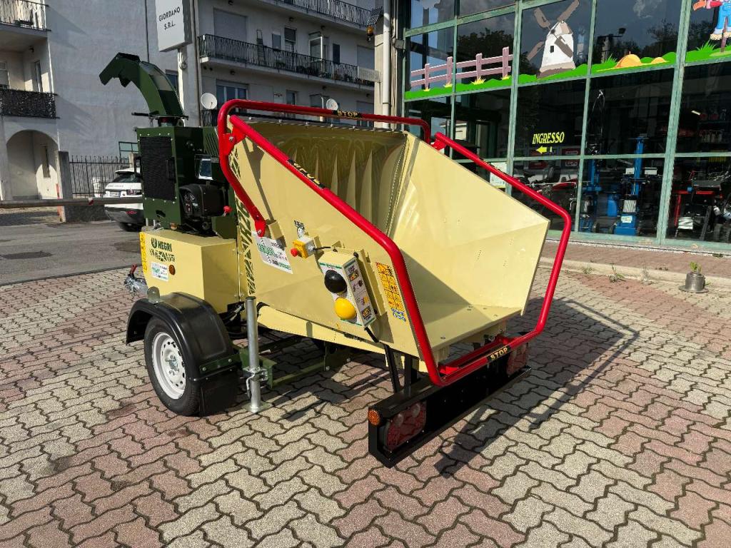 Negri R 260 - CARRELLATO STRADALE - MOTORE KUBOTA - CATENARIA DENTATA Foto 7