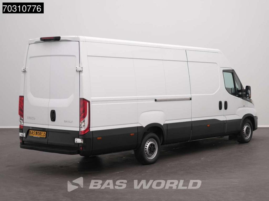 Iveco Daily 35S16 Automaat L3H2 3,5t Trekgewicht Airco Camera Parkeersensoren Euro6 L3 Airco Foto 15