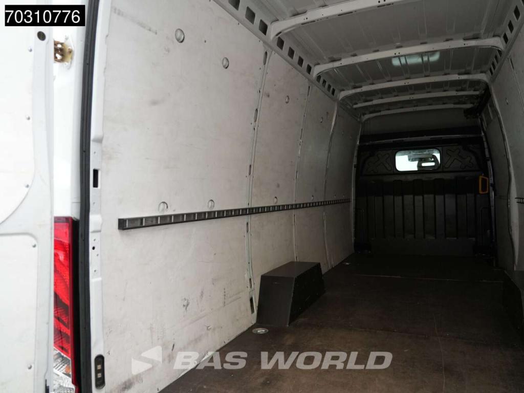 Iveco Daily 35S16 Automaat L3H2 3,5t Trekgewicht Airco Camera Parkeersensoren Euro6 L3 Airco Foto 6