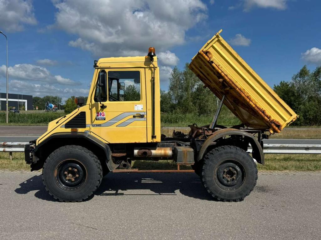 Mercedes-Benz Unimog U140 Foto 10