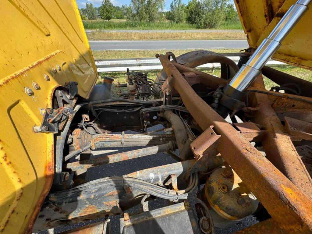 Mercedes-Benz Unimog U140 Foto 15