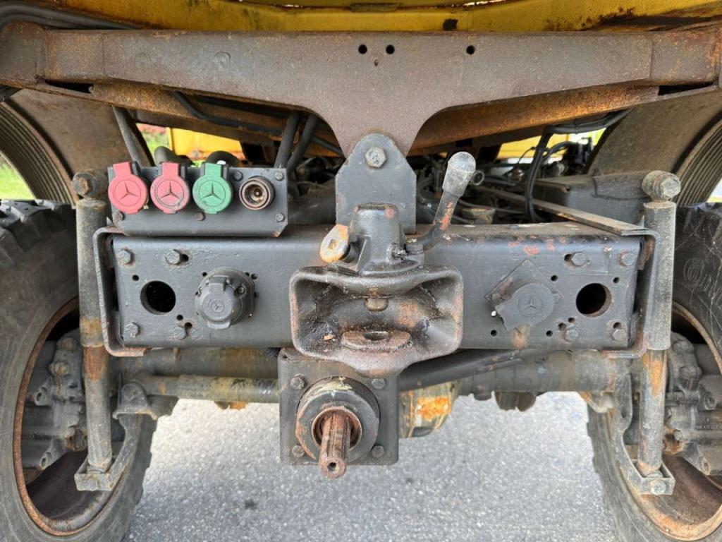 Mercedes-Benz Unimog U140 Foto 16