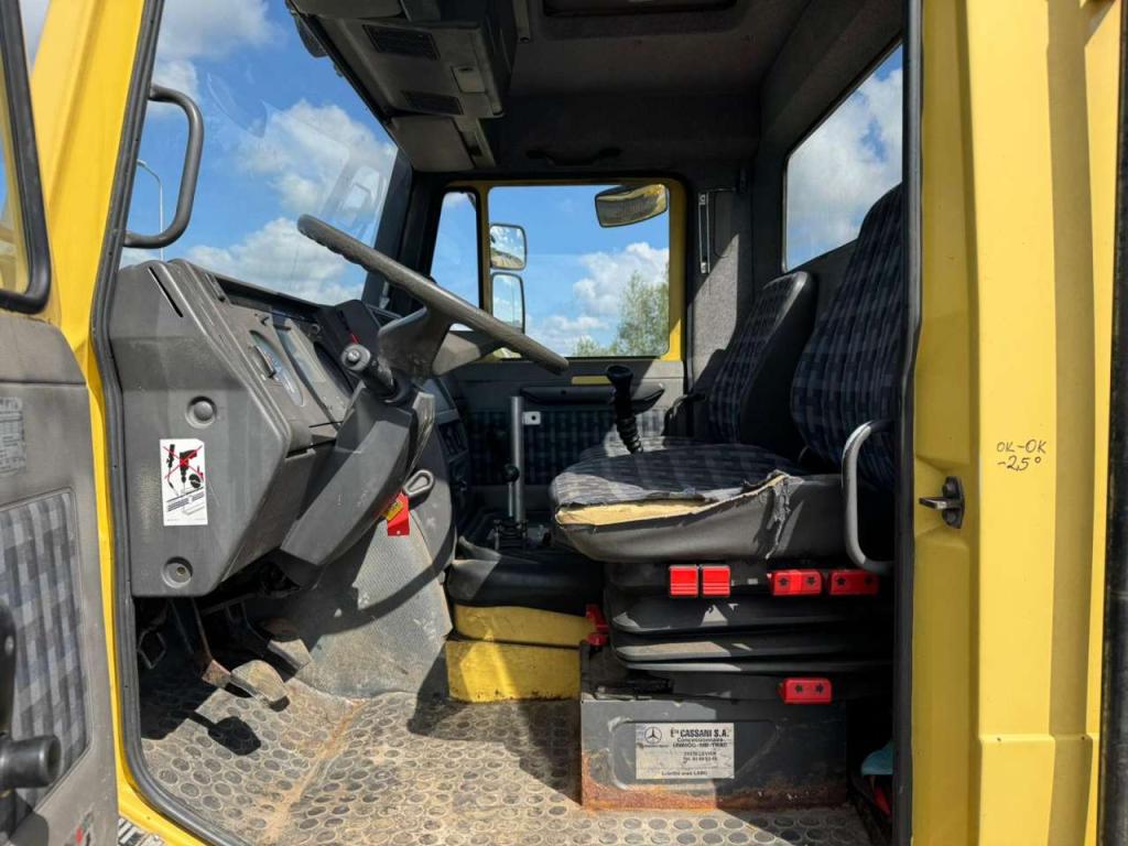 Mercedes-Benz Unimog U140 Foto 21