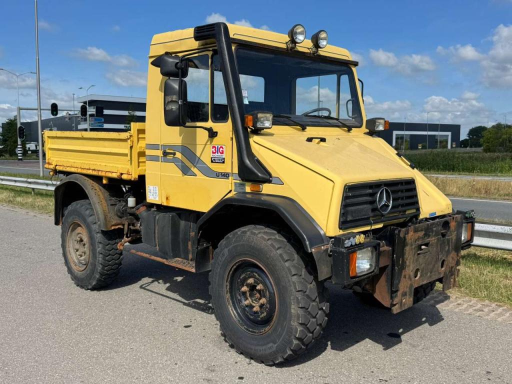 Mercedes-Benz Unimog U140 Foto 5