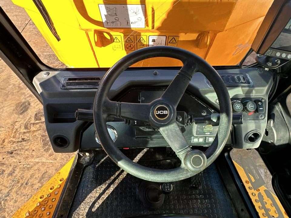 JCB 6ST-2S5 4X4 Foto 14