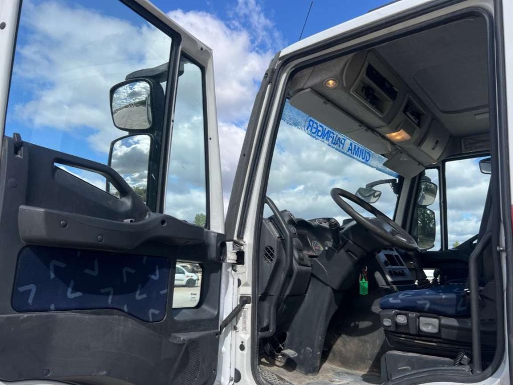 Iveco STRALIS 260S45 Foto 6