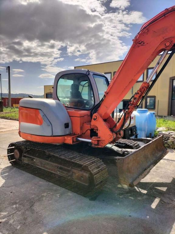 Fiat Kobelco E80SR Foto 1