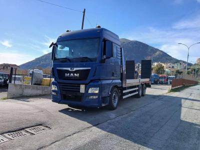 Man TGX 26.420 in vendita da Procida Macchine S.r.l.