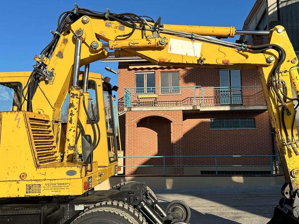 Fuchs MHB 230 ZW 4x4 Foto 8
