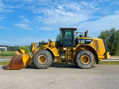 Caterpillar 966M Foto 1