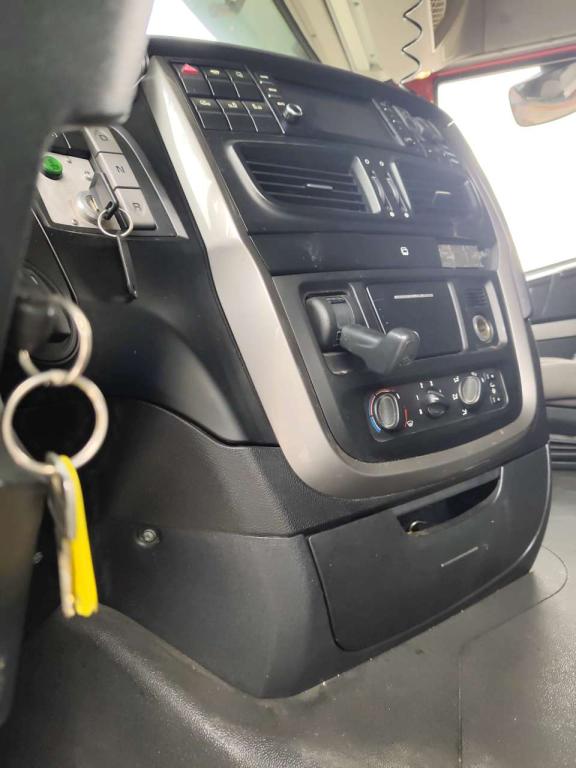 Iveco HI-STREET 260S42 Foto 4