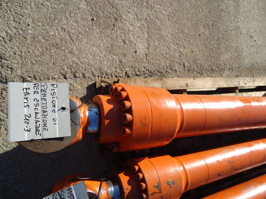 Pistone avambraccio (stick) per Hitachi ZAXIS 210.3 Foto 1