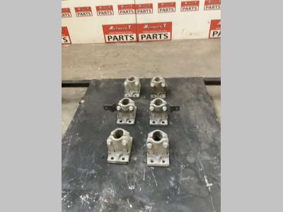 Supporti parafanghi per Volvo FH16 550 6x4 in vendita da Massucco T. Srl Area Ricambi