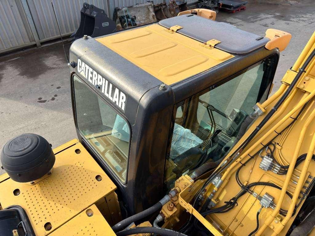 Caterpillar 320D L Foto 21