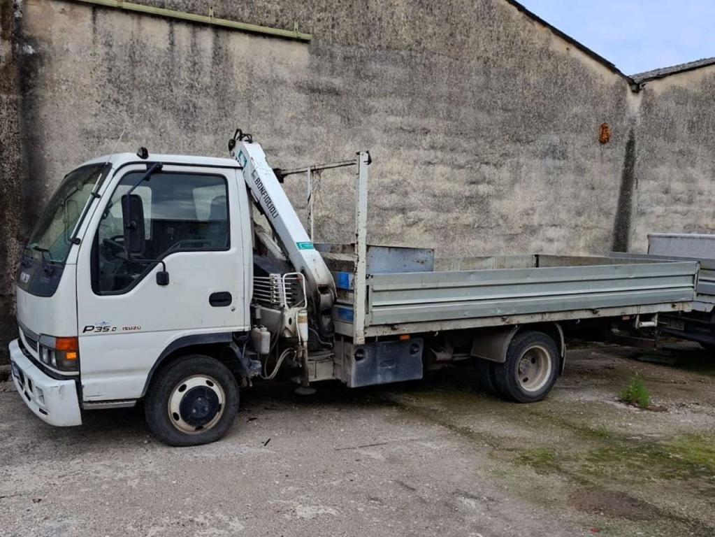 Isuzu P35.0 Foto 1