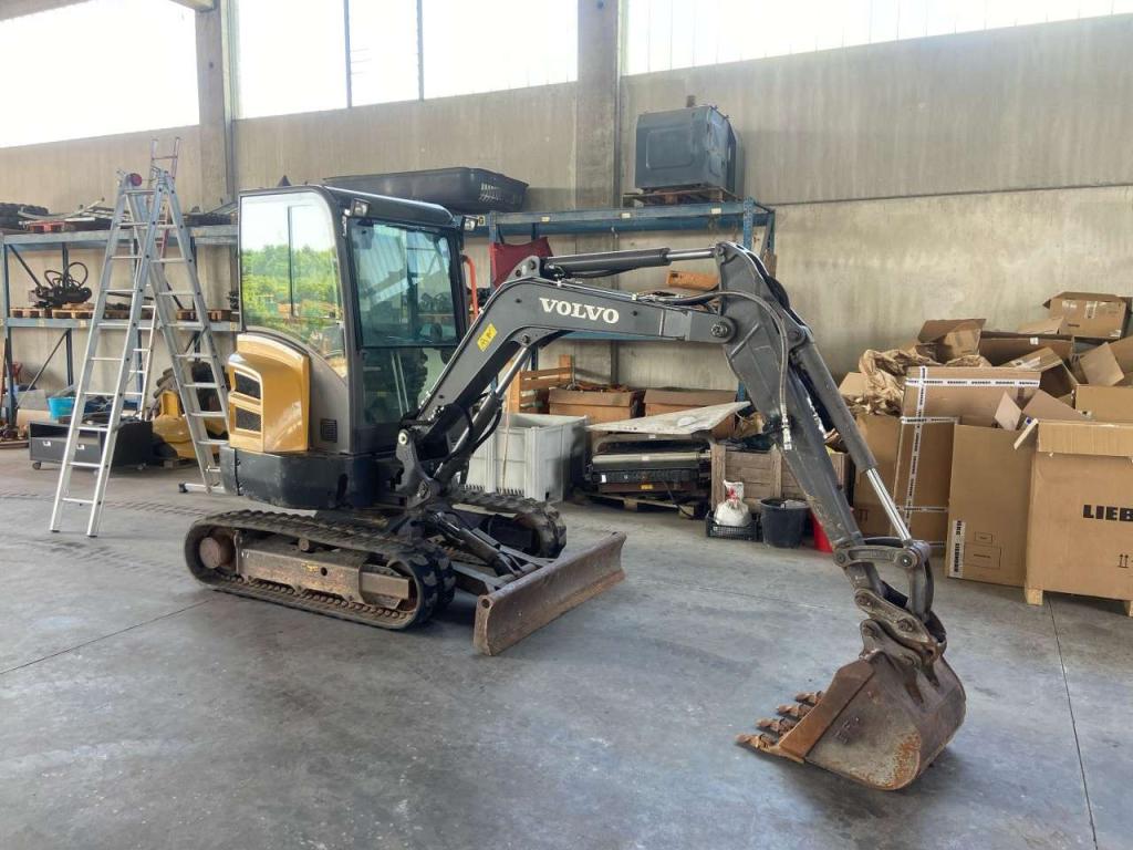 Volvo EC27D Foto 2