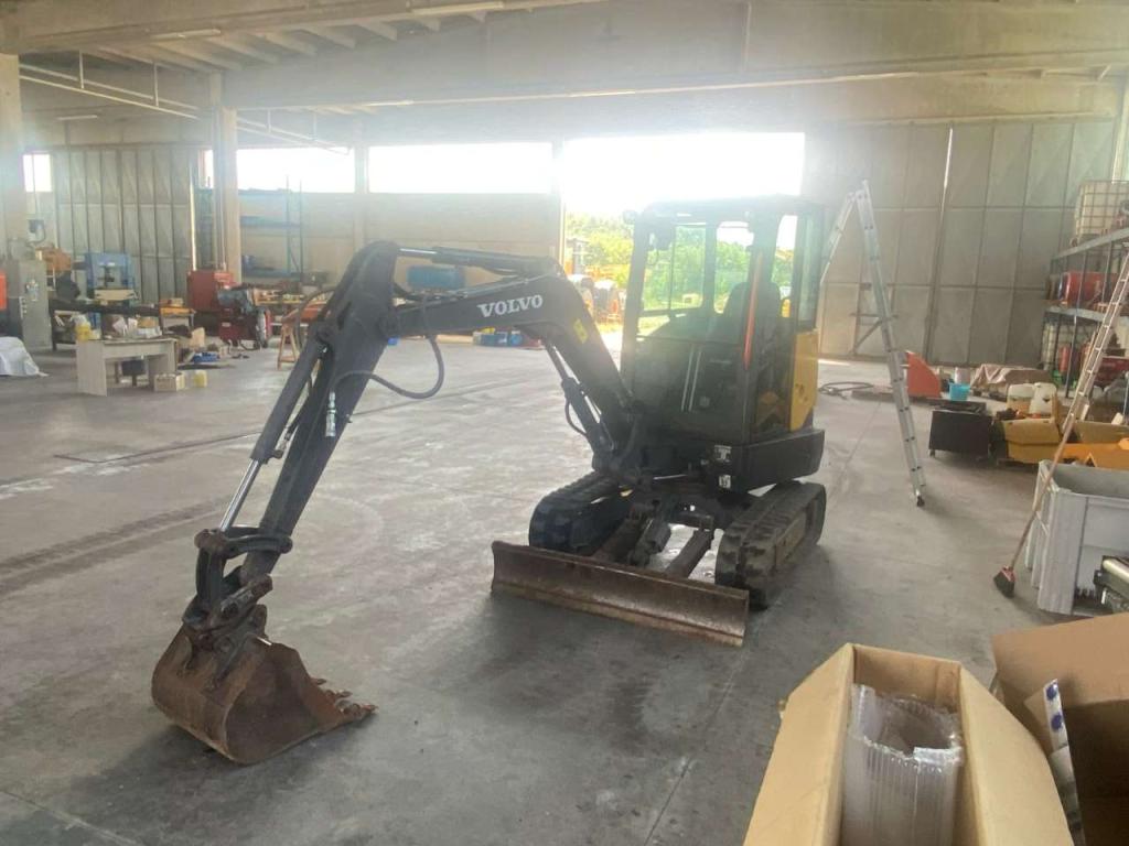 Volvo EC27D Foto 5