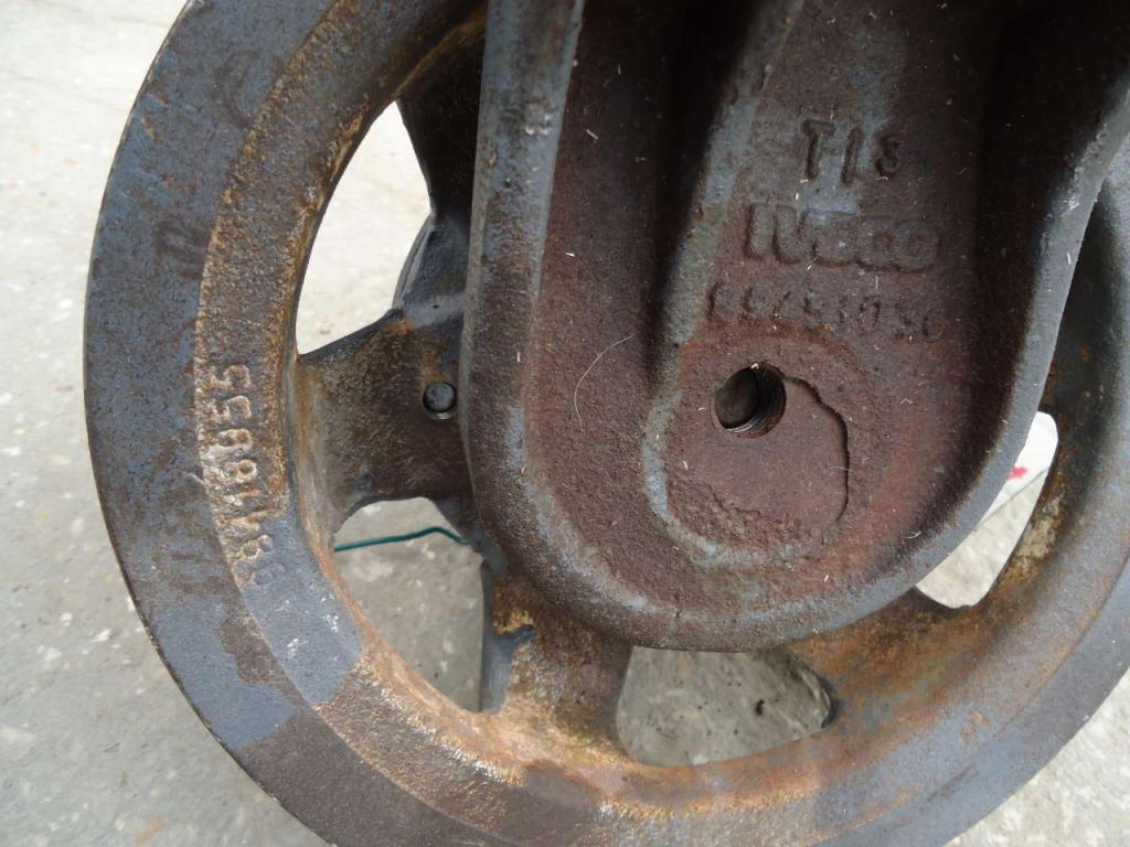 Puleggia per Fiat Hitachi EX215 (codice 99451037) Foto 5
