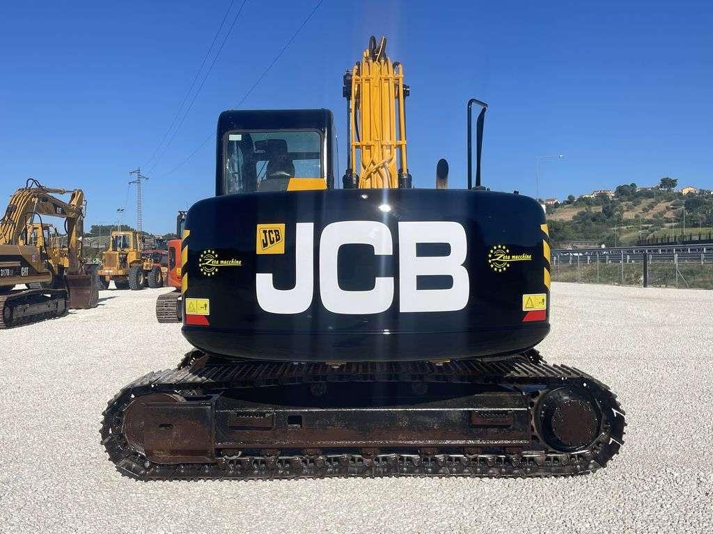 JCB JS 130 Foto 4