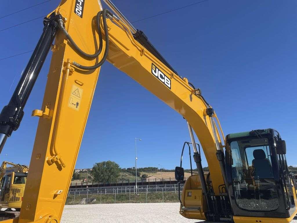 JCB JS 130 Foto 7