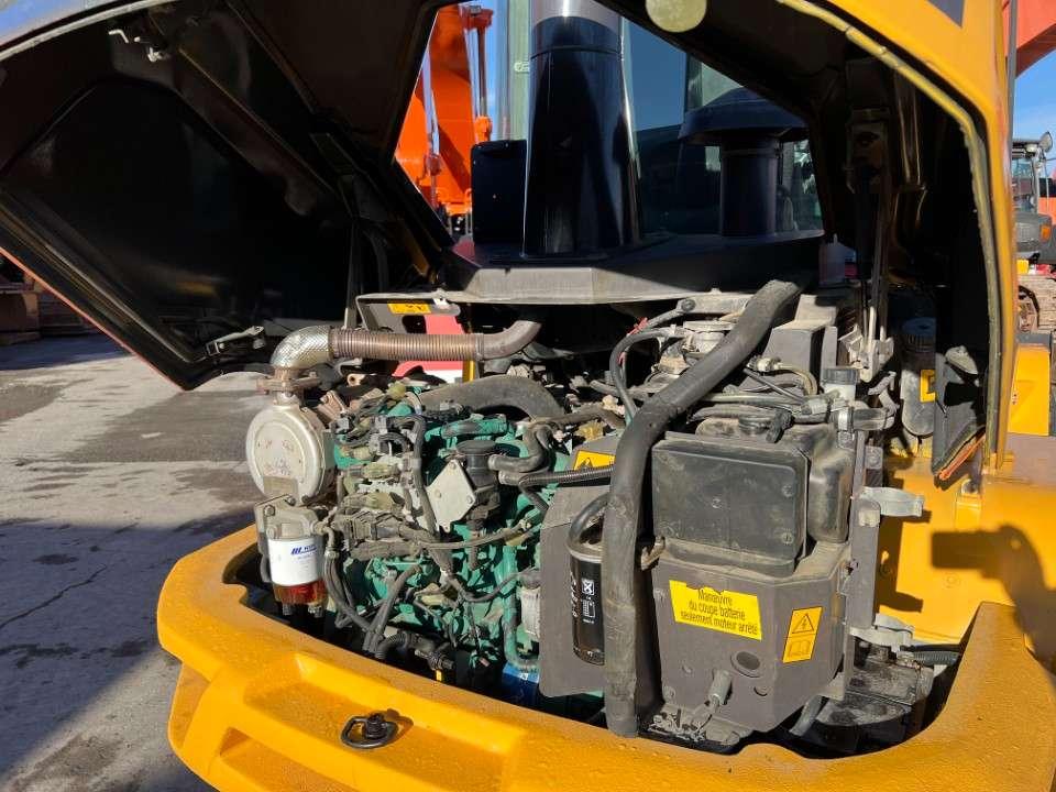 Volvo L30G Foto 4