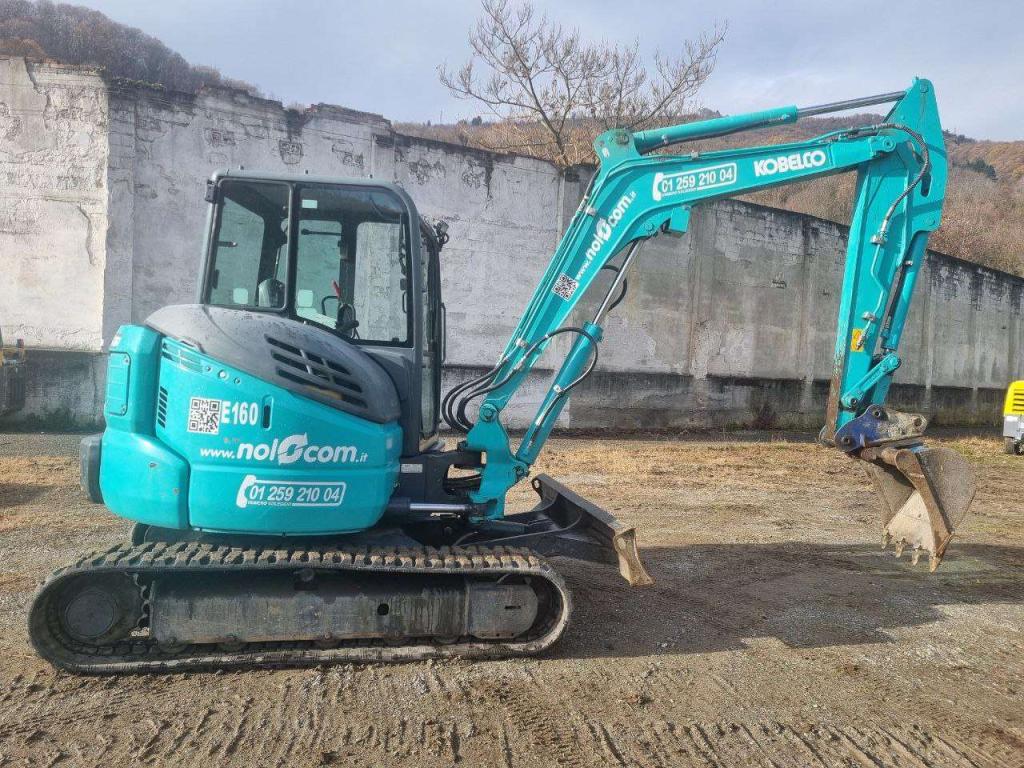 Kobelco SK45SRX-6 Foto 1