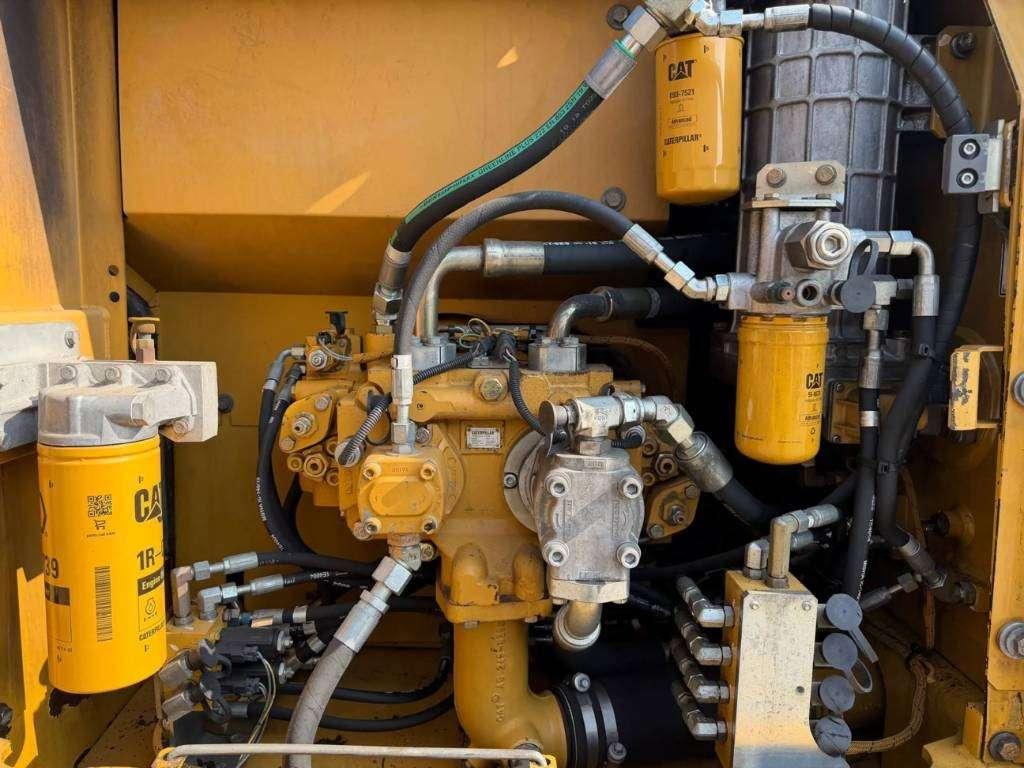 Caterpillar 323D L Foto 12