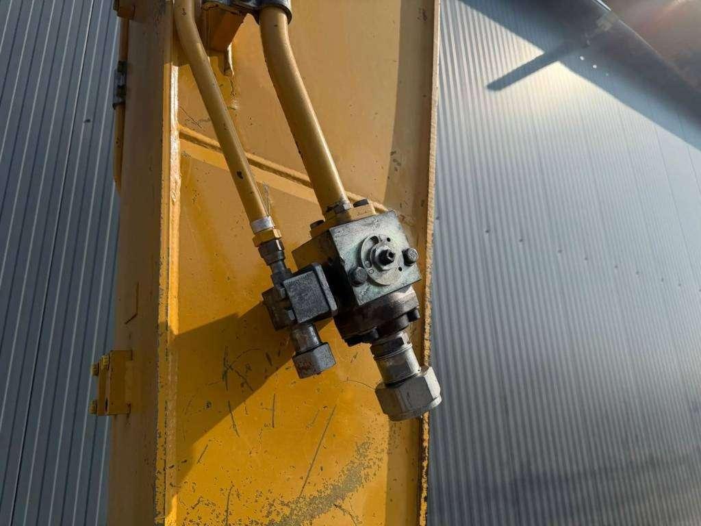 Caterpillar 323D L Foto 16