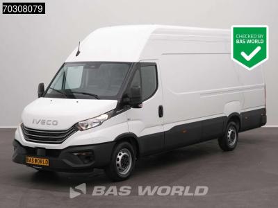 Iveco Daily 35S18 3.0L Automatic High Roof 180HP ACC Airco Camera CarPlay Parking Sensors Seatheating 3,5 in vendita da BAS World B.V.