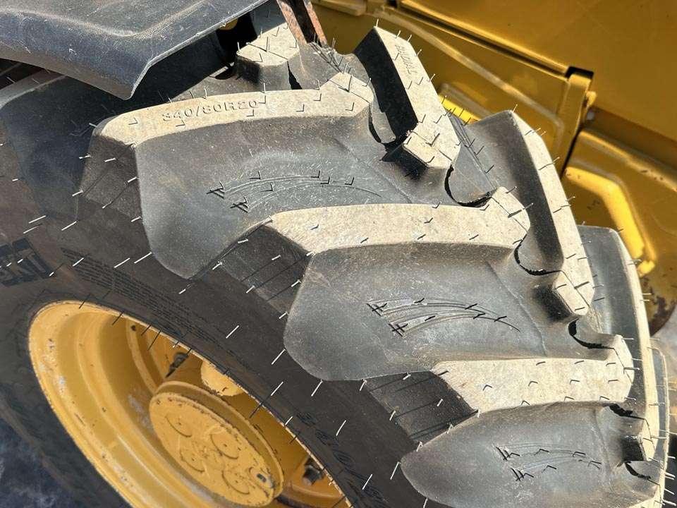 Caterpillar 432F2 4x4 Foto 7
