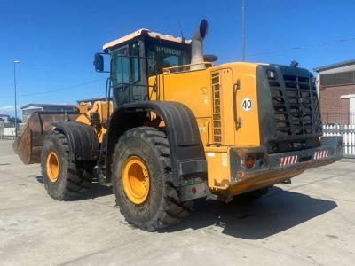 Hyundai HL 770-9A in vendita da Metec Srl