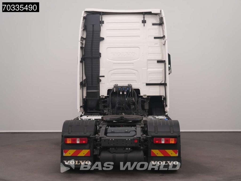 Volvo FH 500 4X2 XL 2x Tanks I-ParkCool ACC Foto 8
