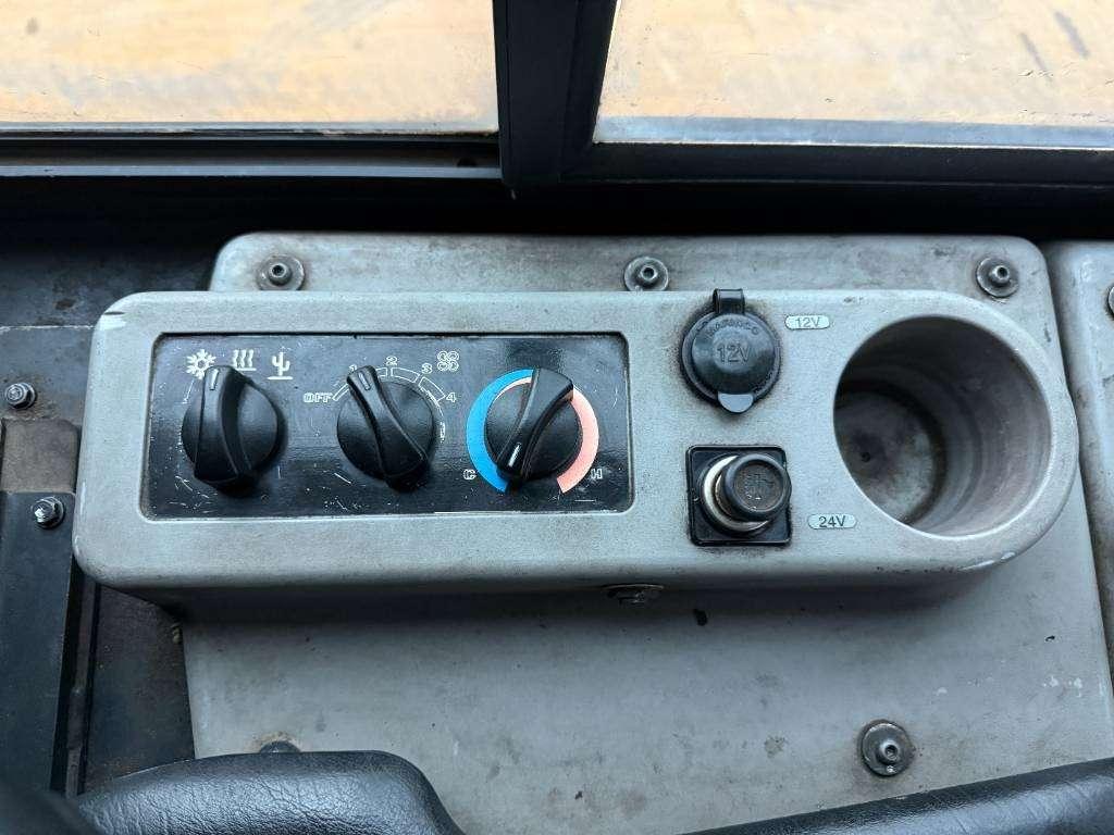 Komatsu D51PXi-24 - Topcon GPS / 6-Way Blade / Camera Foto 12