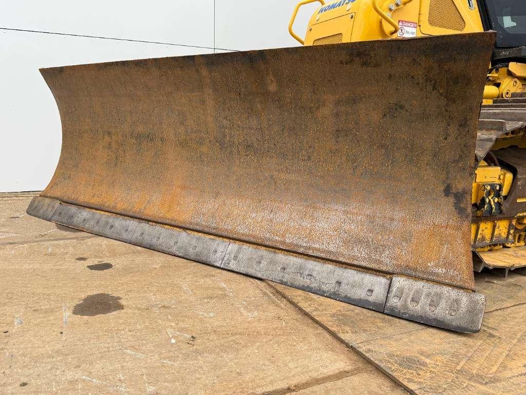 Komatsu D51PXi-24 - Topcon GPS / 6-Way Blade / Camera Foto 16