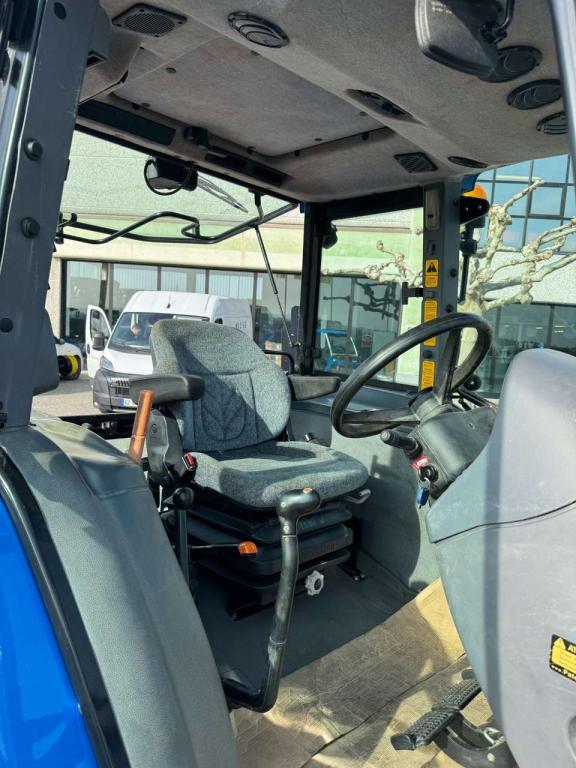 New Holland TL90A Foto 2