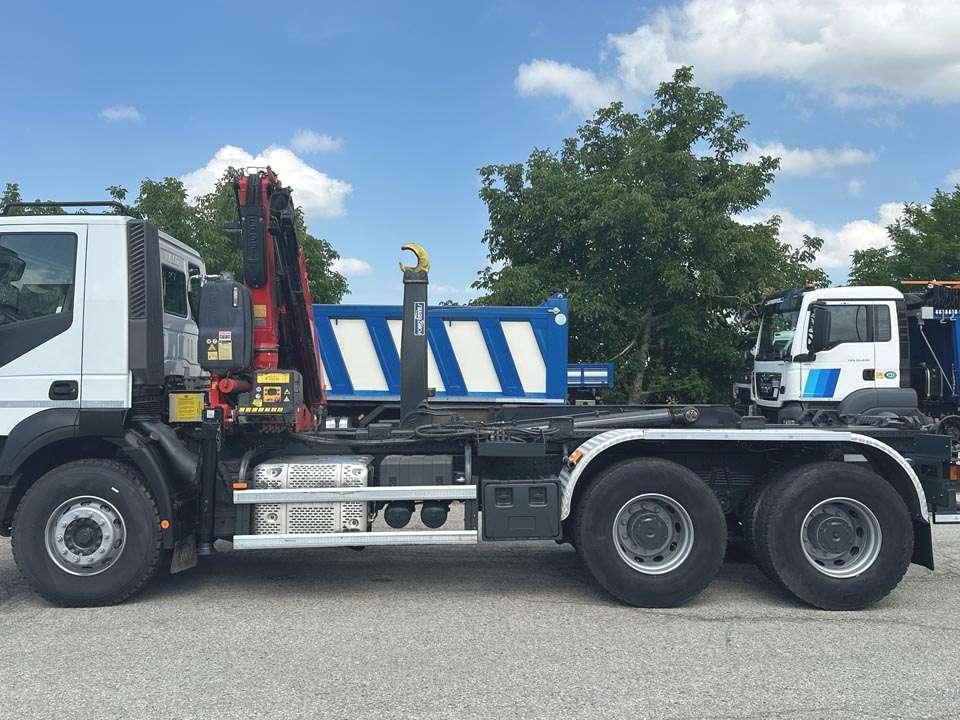 Iveco Trakker 450 6x4 Foto 2