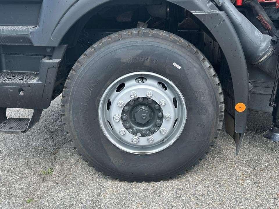 Iveco Trakker 450 6x4 Foto 4