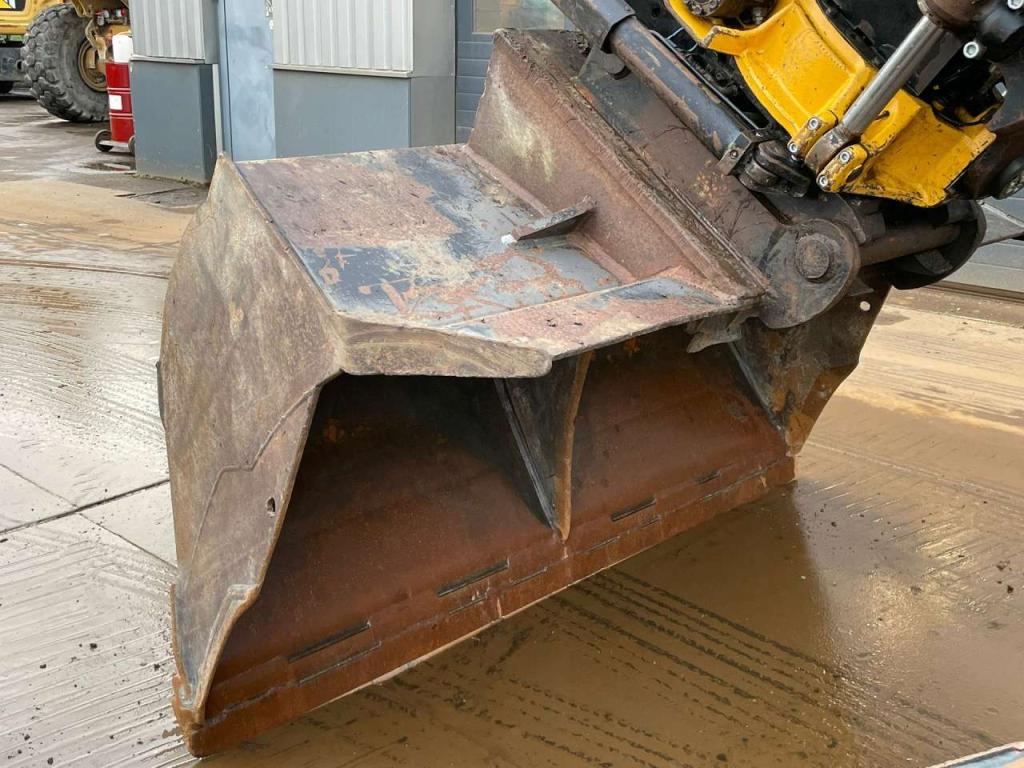Komatsu PC240LC-10 Foto 13
