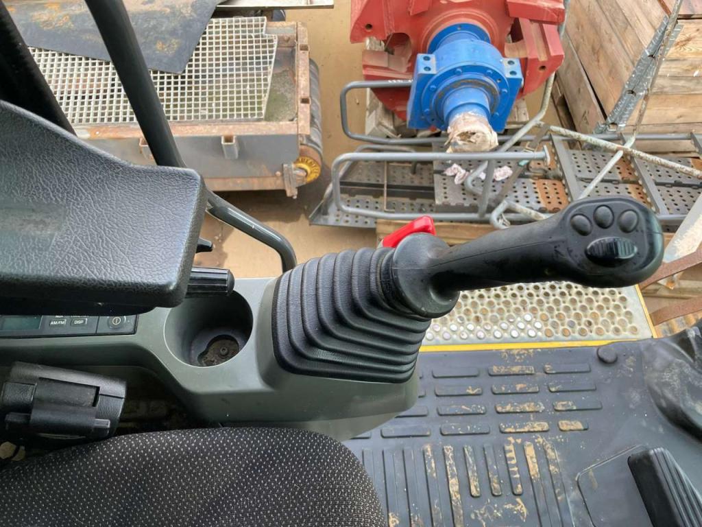 Komatsu PC240LC-10 Foto 24