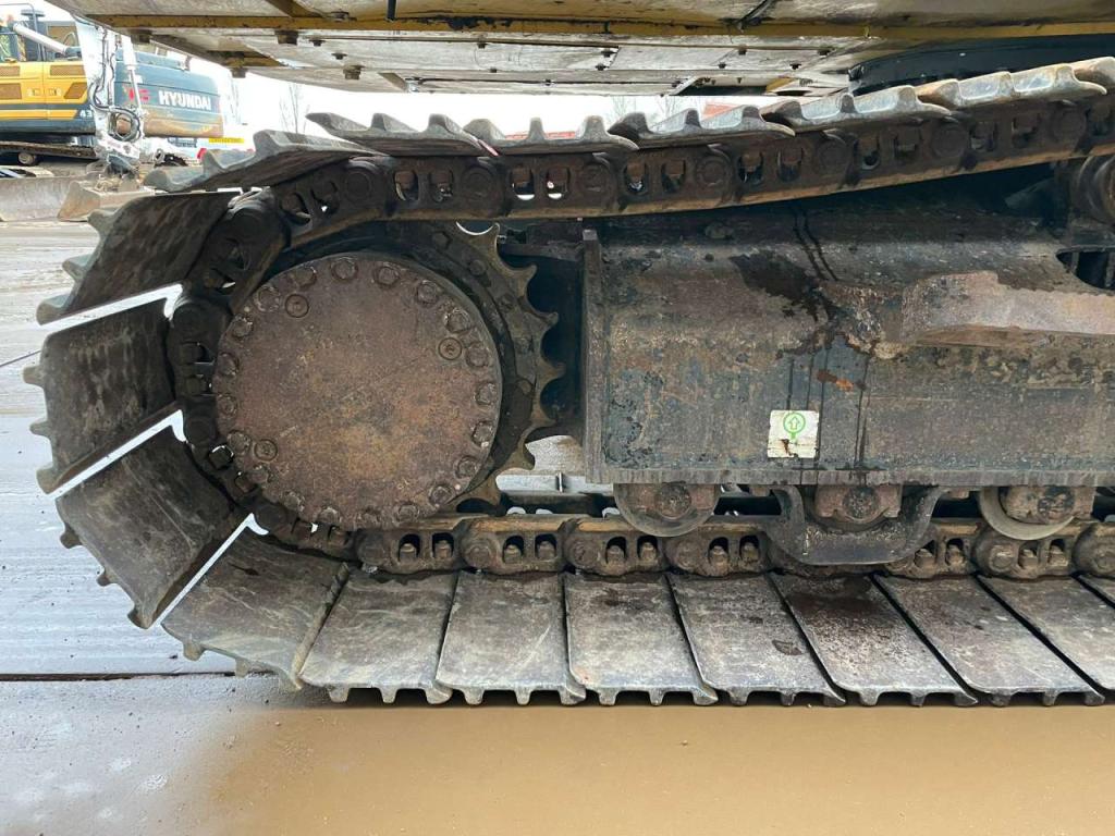 Komatsu PC240LC-10 Foto 30