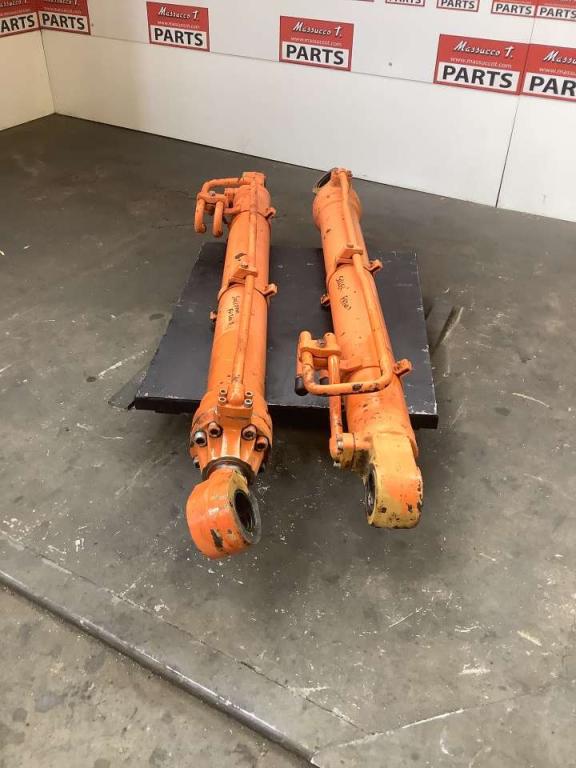 Pistone sollevamento per Fiat Hitachi FH 200 E Foto 1