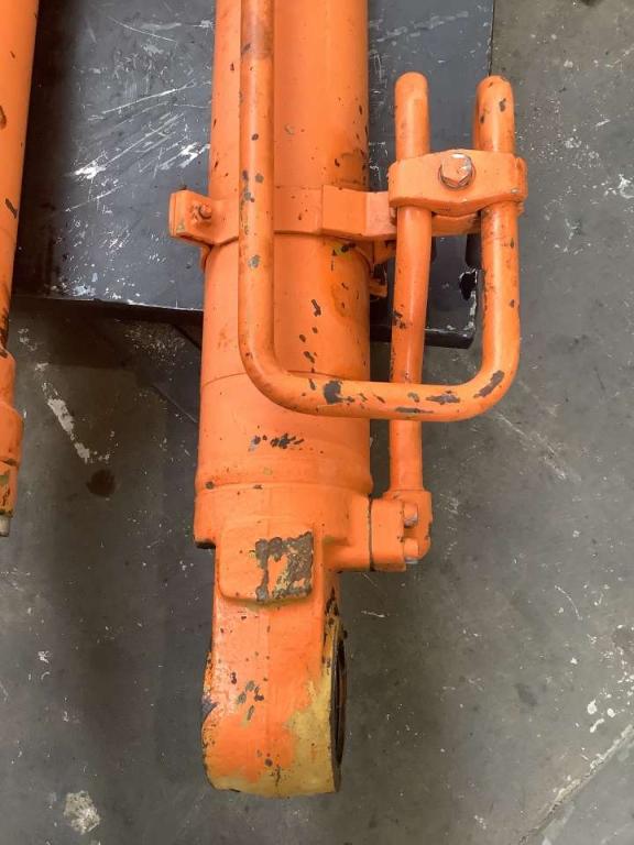 Pistone sollevamento per Fiat Hitachi FH 200 E Foto 3