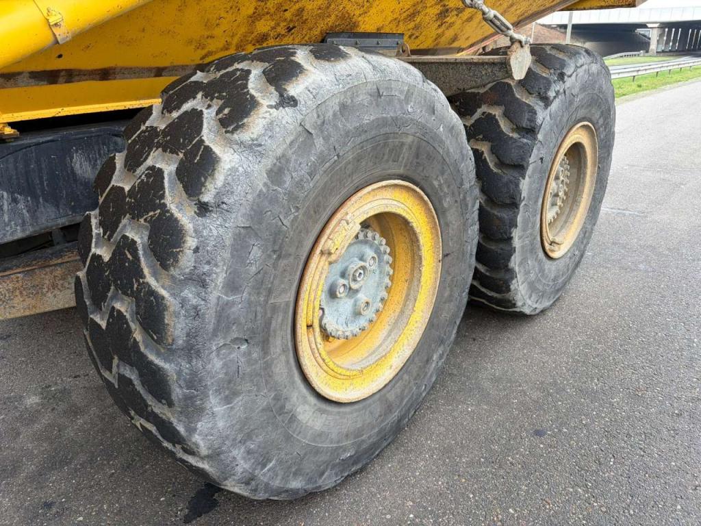 Komatsu HM300-3 Foto 21