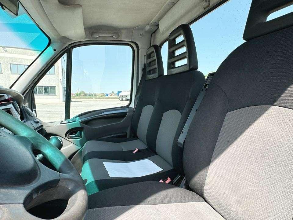 Iveco DAILY 35C13 4x2 Foto 14