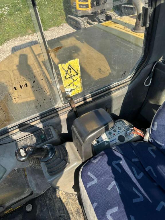 Komatsu PC110P Foto 5
