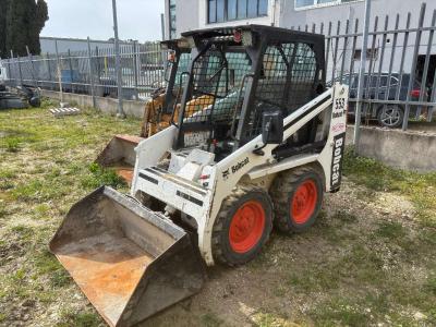Caterpillar 553