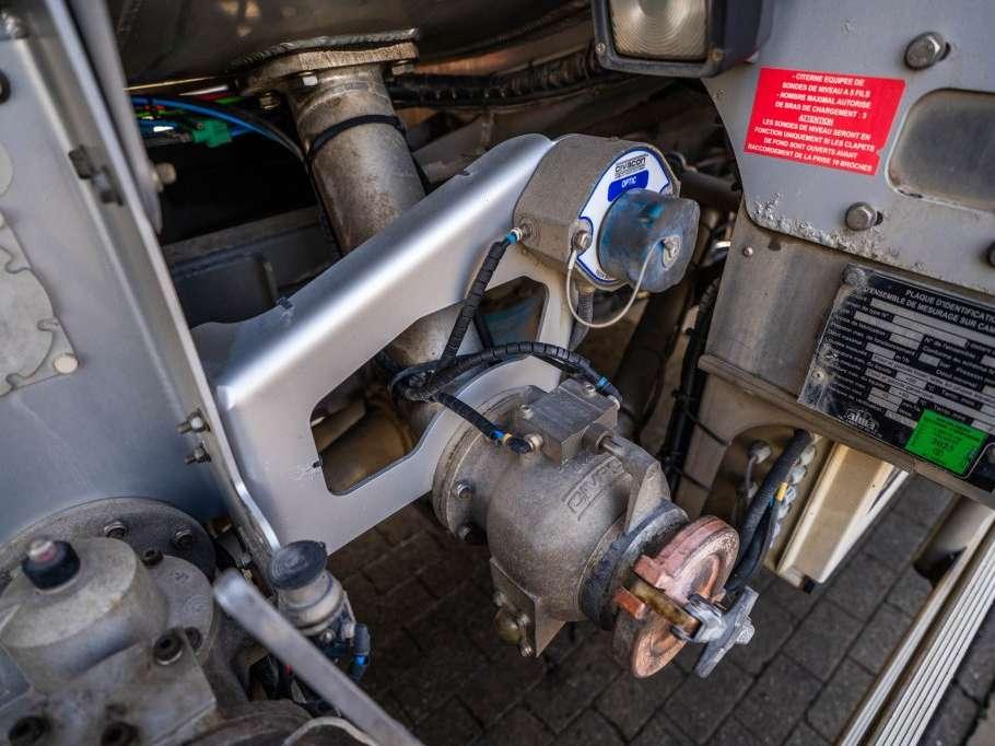 Daf CF 460 + MAGYAR 12.000L/4COMP+INTARDER Foto 10