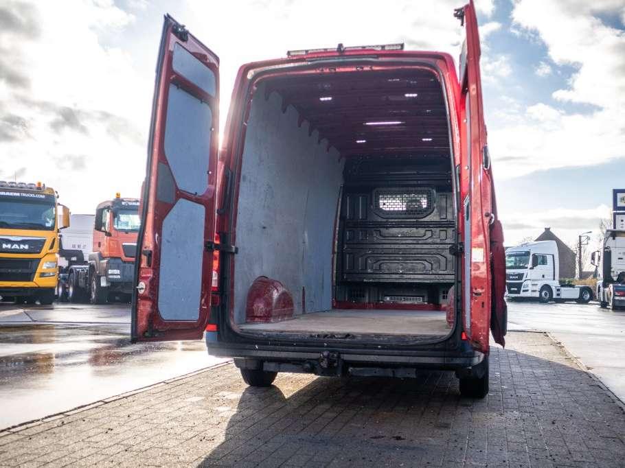 VW CRAFTER Foto 5