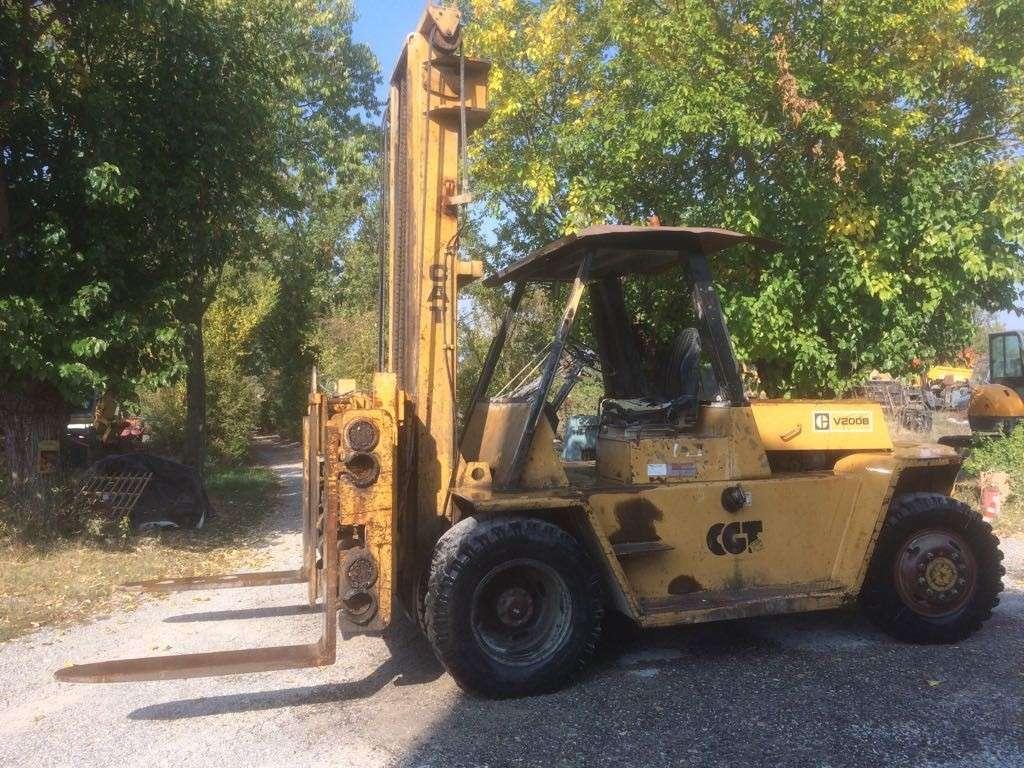 Caterpillar V200 B Foto 1
